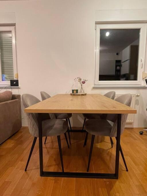 Mely Rose Leilighet Ljubljana Eksteriør bilde