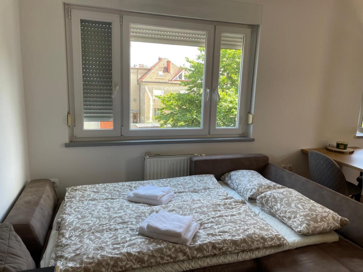 Mely Rose Leilighet Ljubljana Eksteriør bilde